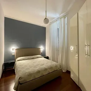  Appartamento The Painting Apartment. A And Lovely In Italia